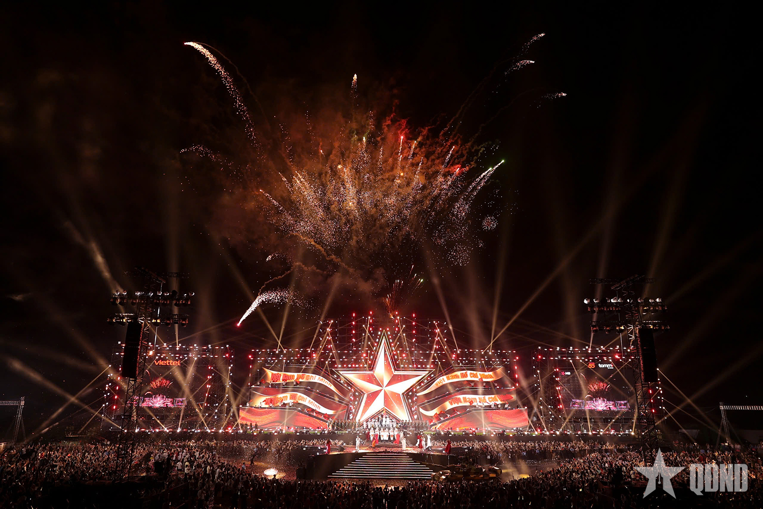 Sao nhập ngũ Concert 2026 - Cuộc đối thoại xúc động giữa hai thế hệ “Tuổi đôi mươi” 